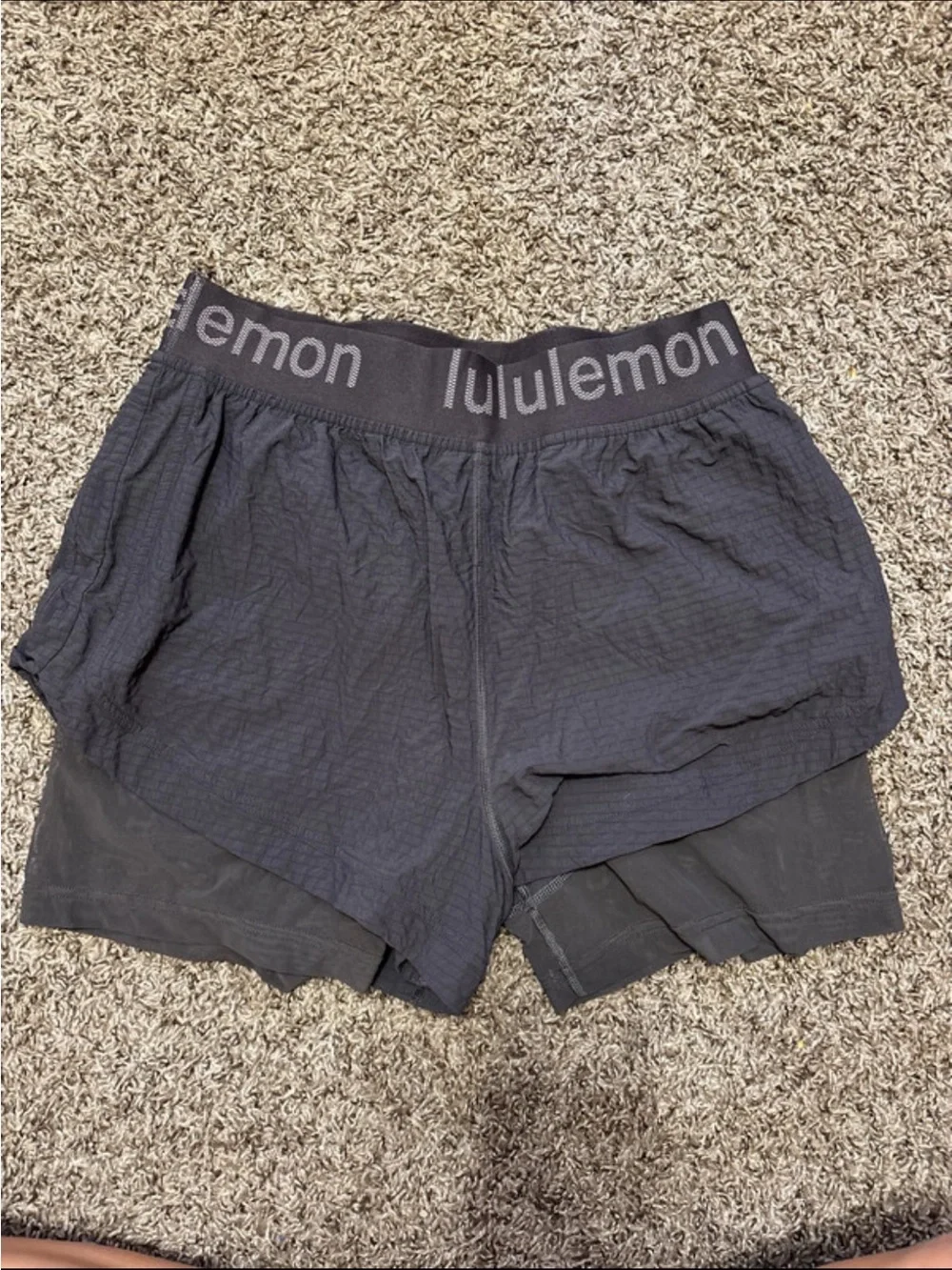 lululemon athletica Women's Black Double-Layer Mesh Shorts